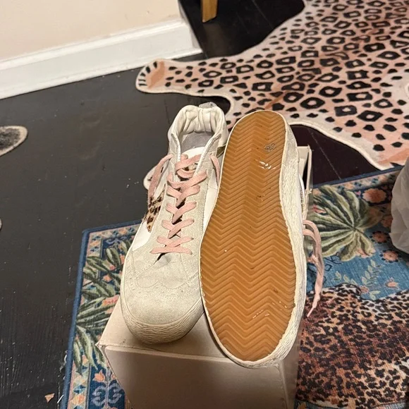 Golden Goose Beige and Pink Sneakers - Picture 3 of 5
